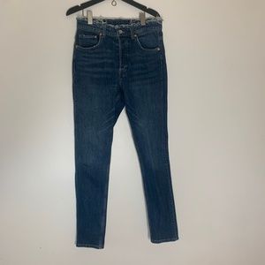 Dark wash skinny jean